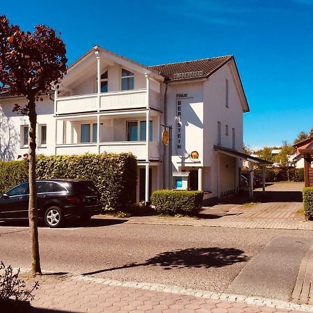 Haus Bernstein Ferienwohnungen Goehren  Exterior foto